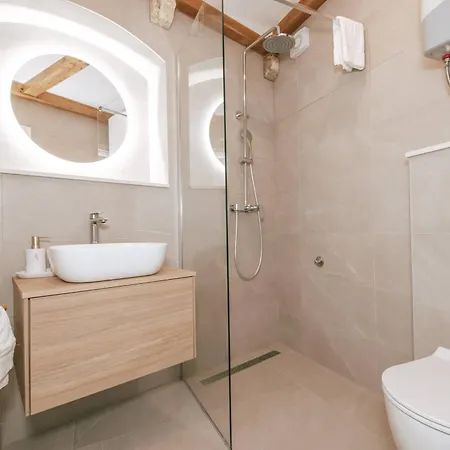 Mascheroni Luxury Ii Ντουμπρόβνικ