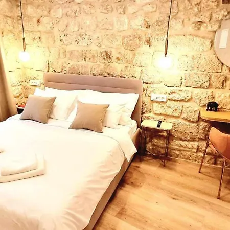 Πανσιόν Mascheroni Luxury Ii 3*